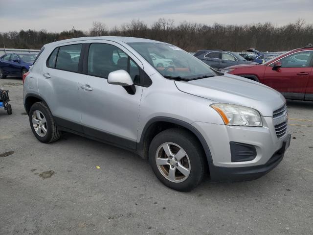 Photo 4 from auction – 2016 CHEVROLET TRAX LS with VIN 3GNCJNSBXGL262764