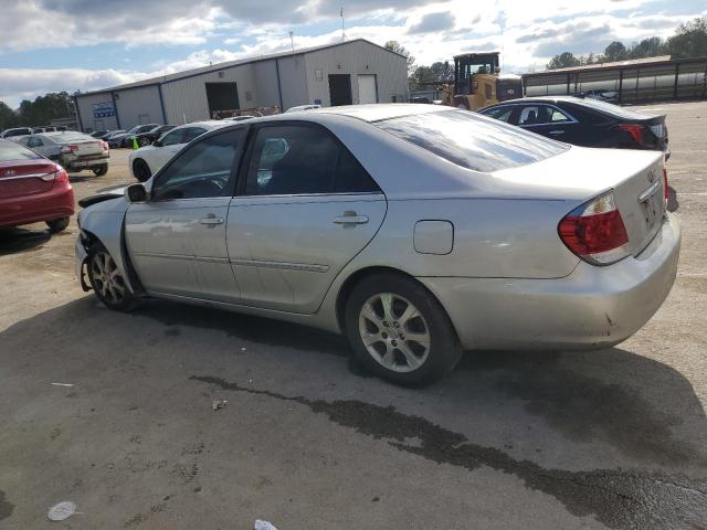Photo 2 from auction – 2005 TOYOTA CAMRY LE with VIN 4T1BF30K05U594451
