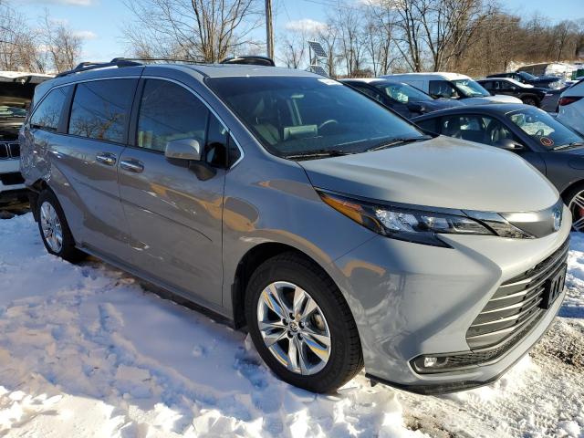 Photo 4 from auction – 2022 TOYOTA SIENNA XLE with VIN 5TDASKFC5NS047766