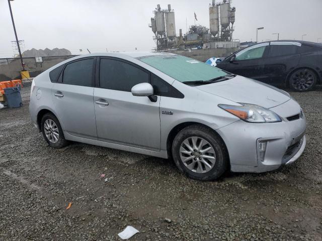 Photo 4 from auction – 2015 TOYOTA PRIUS PLUG with VIN JTDKN3DP5F3072063