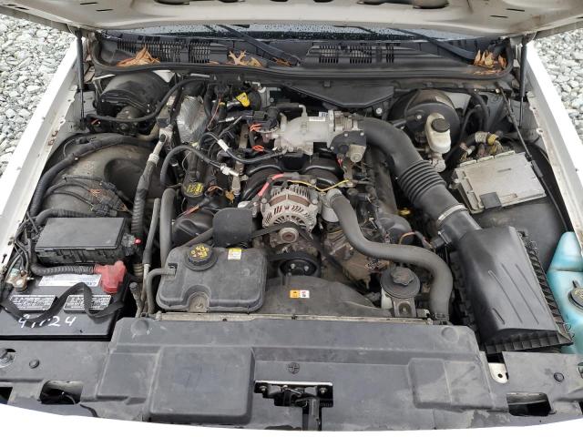 Photo 11 from auction – 2011 FORD CROWN VICT with VIN 2FABP7BV9BX175752
