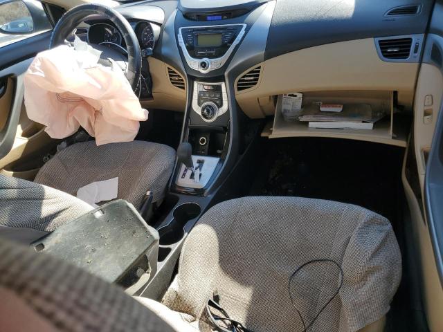 Photo 8 from auction – 2011 HYUNDAI ELANTRA GL with VIN 5NPDH4AE4BH016915