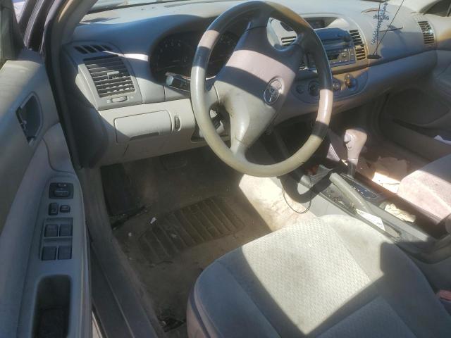 Photo 8 from auction – 2004 TOYOTA CAMRY LE with VIN 4T1BF32KX4U070641