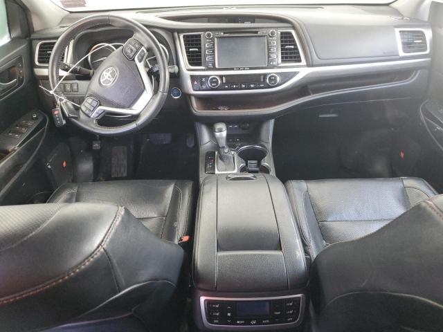 Photo 8 from auction – 2019 TOYOTA HIGHLANDER with VIN 5TDDGRFH6KS074151