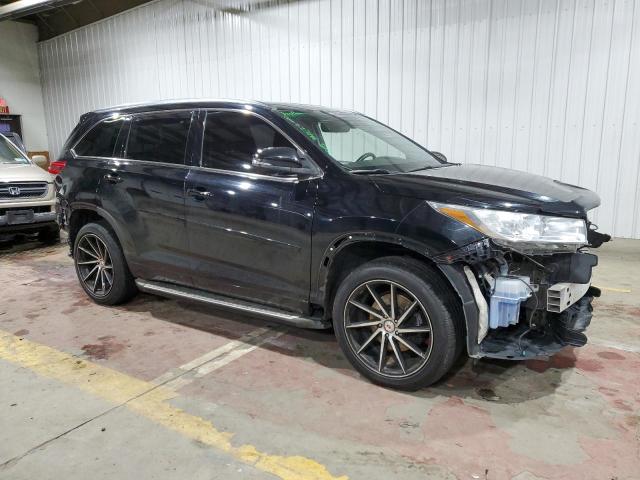 Photo 4 from auction – 2017 TOYOTA HIGHLANDER with VIN 5TDJZRFH3HS521525