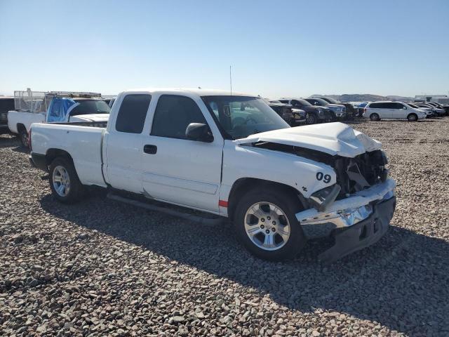 Photo 4 from auction – 2005 CHEVROLET SILVERADO with VIN 2GCEC19V951200713