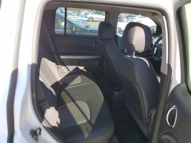 Photo 10 from auction – 2011 CHEVROLET HHR LT with VIN 3GNBABFW5BS653892