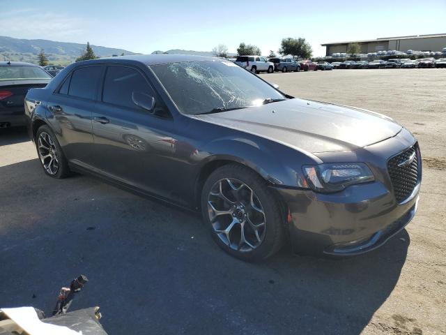 Снимка 4 от търг – 2017 CHRYSLER 300 S с VIN 2C3CCABG3HH663272