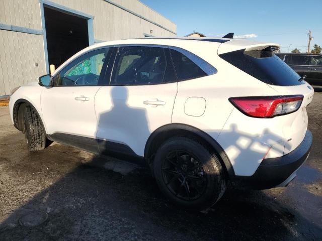 Photo 2 from auction – 2020 FORD ESCAPE SE with VIN 1FMCU0G6XLUA57293
