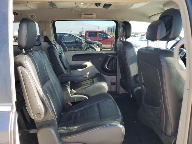 Photo 11 from auction – 2015 CHRYSLER TOWN & COU with VIN 2C4RC1BG4FR645117