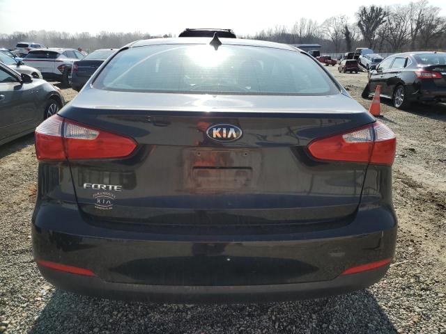 Foto 6 de la subasta – 2016 KIA FORTE LX con VIN KNAFK4A67G5538493