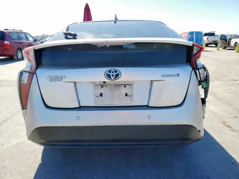 Photo 6 from auction – 2017 TOYOTA PRIUS with VIN JTDKARFU7H3045953