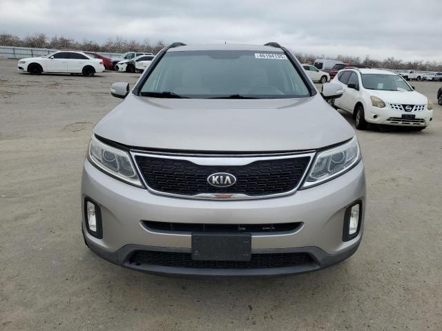 Photo 5 from auction – 2015 KIA SORENTO LX with VIN 5XYKT4A69FG620956