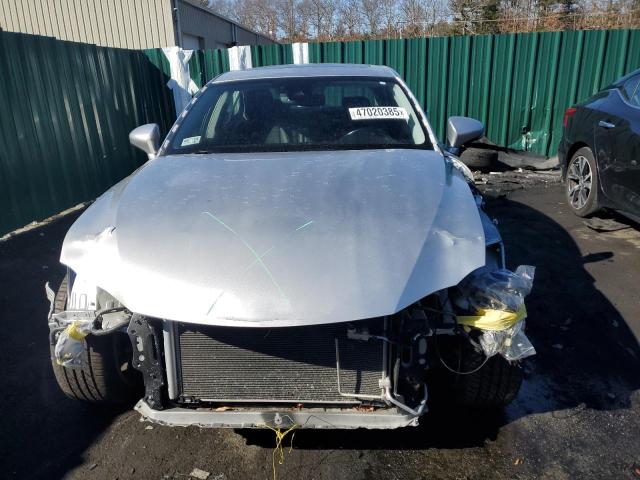 Photo 5 from auction – 2020 LEXUS IS 300 PRE with VIN JTHD81F20L5041484