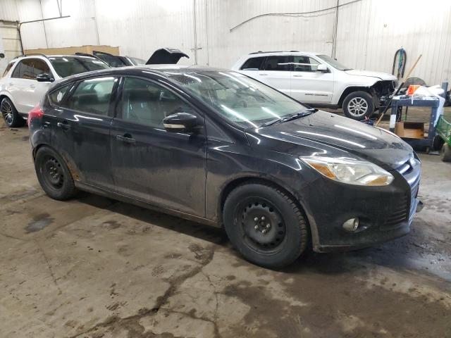 Zdjęcie 4 z aukcji – 2014 FORD FOCUS SE z VIN 1FADP3K26EL442418