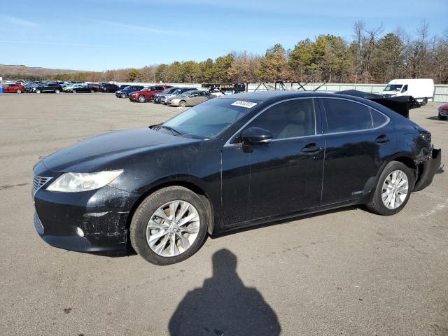 LEXUS ES 300H 2013 z numerem VIN JTHBW1GG9D2020093 - Zdjęcie z aukcji
