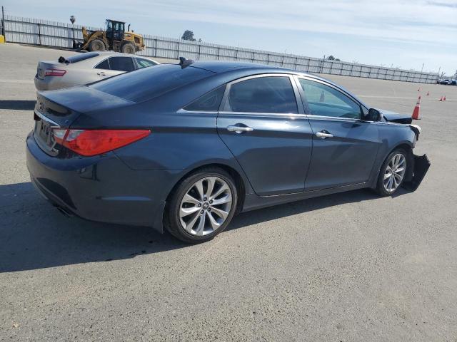 Photo 3 from auction – 2012 HYUNDAI SONATA SE with VIN 5NPEC4AB5CH399743