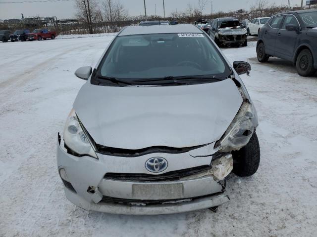 Photo 5 from auction – 2014 TOYOTA PRIUS C with VIN JTDKDTB35E1563648
