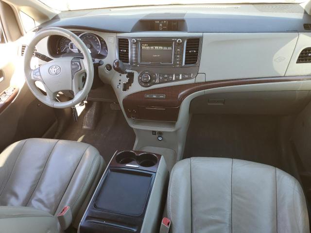 Photo 8 from auction – 2011 TOYOTA SIENNA XLE with VIN 5TDYK3DCXBS020341