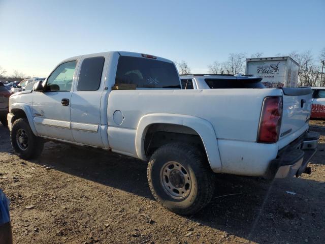 Photo 2 from auction – 2003 CHEVROLET SILVERADO with VIN 1GCHK29U13E214078