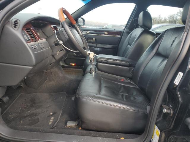 Photo 7 from auction – 2010 LINCOLN TOWN CAR S with VIN 2LNBL8CV4AX631225
