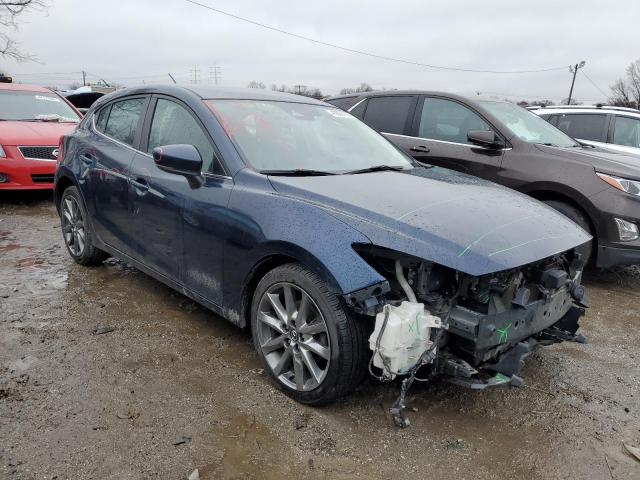 Photo 4 from auction – 2018 MAZDA 3 TOURING with VIN 3MZBN1L30JM163572