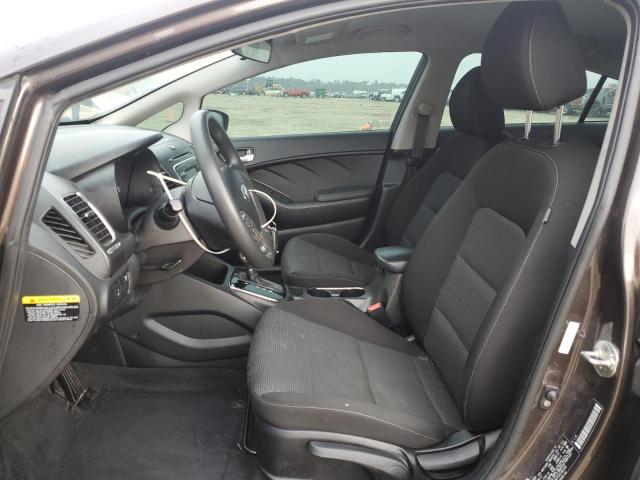Photo 7 from auction – 2018 KIA FORTE LX with VIN 3KPFK4A70JE185103