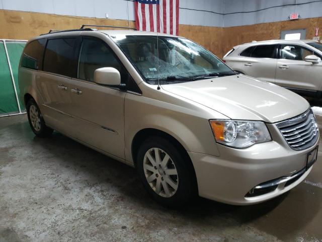 Photo 4 from auction – 2015 CHRYSLER TOWN & COU with VIN 2C4RC1BGXFR627169