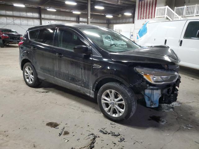 Photo 4 from auction – 2019 FORD ESCAPE SE with VIN 1FMCU9GD1KUB13509