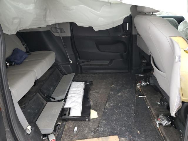 Photo 11 from auction – 2016 TOYOTA SIENNA XLE with VIN 5TDYK3DC5GS726429
