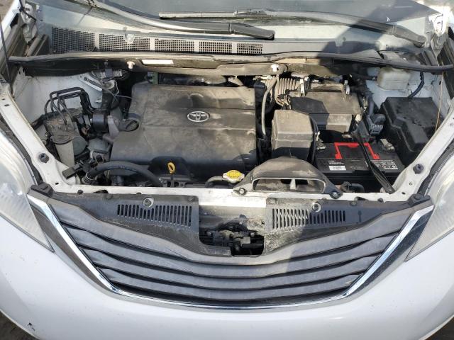 Photo 12 from auction – 2014 TOYOTA SIENNA XLE with VIN 5TDDK3DC8ES077091