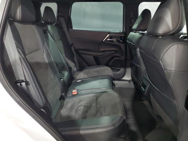 Photo 11 from auction – 2023 MITSUBISHI OUTLANDER with VIN JA4J4UA87PZ027359