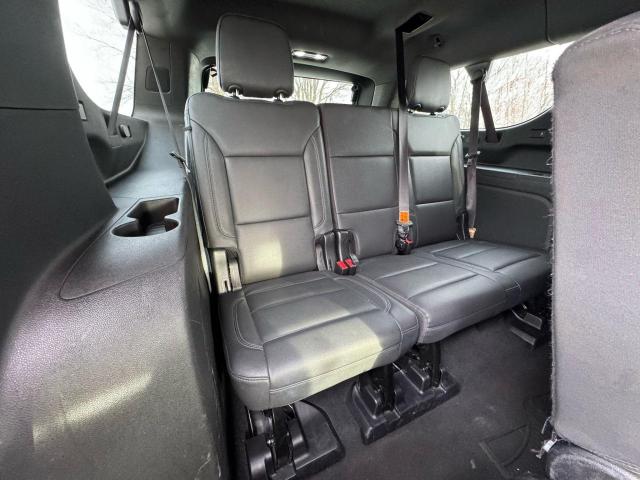 Photo 6 from auction – 2022 CHEVROLET SUBURBAN C with VIN 1GNSCCKD2NR193330