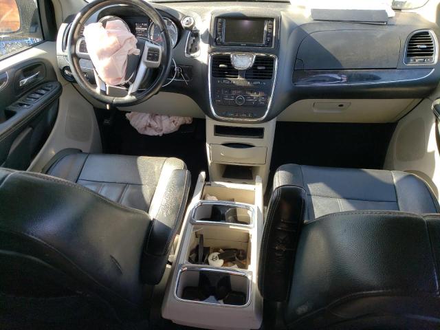 Photo 8 from auction – 2016 CHRYSLER TOWN & COU with VIN 2C4RC1BG5GR156968