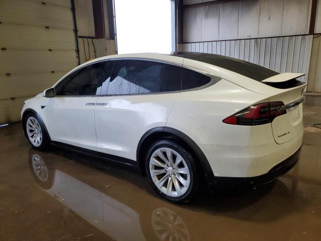 Photo 2 from auction – 2017 TESLA MODEL X with VIN 5YJXCAE20HF060329