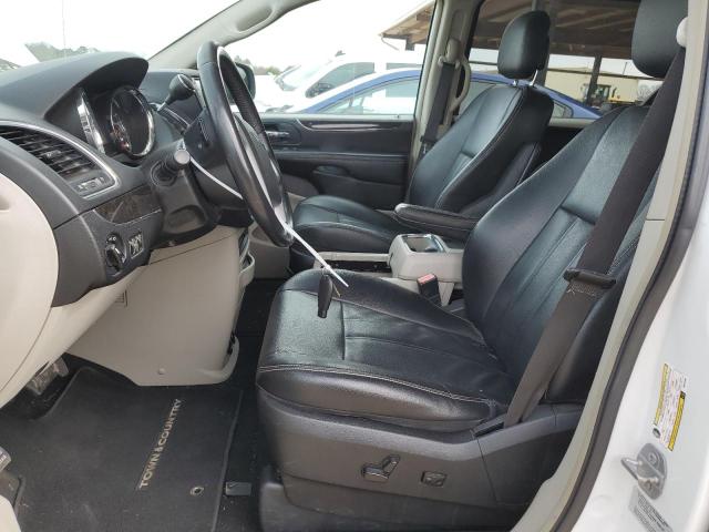 Photo 7 from auction – 2015 CHRYSLER TOWN & COU with VIN 2C4RC1BG8FR570793