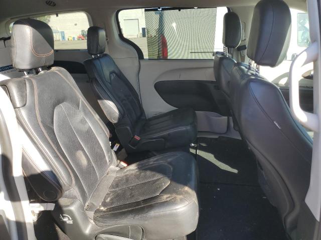 Photo 11 from auction – 2019 CHRYSLER PACIFICA T with VIN 2C4RC1BG1KR560486