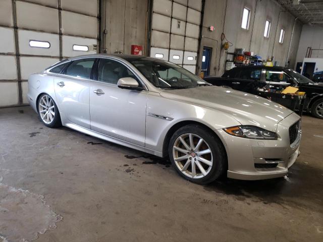 Photo 4 from auction – 2016 JAGUAR XJ with VIN SAJWA1C70G8V92387