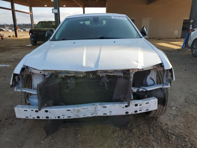 Photo 5 from auction – 2019 CHRYSLER 300 TOURIN with VIN 2C3CCAAG0KH727065