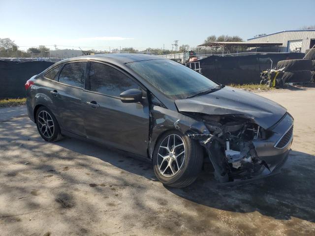 Zdjęcie 4 z aukcji – 2017 FORD FOCUS SEL z VIN 1FADP3H20HL287103