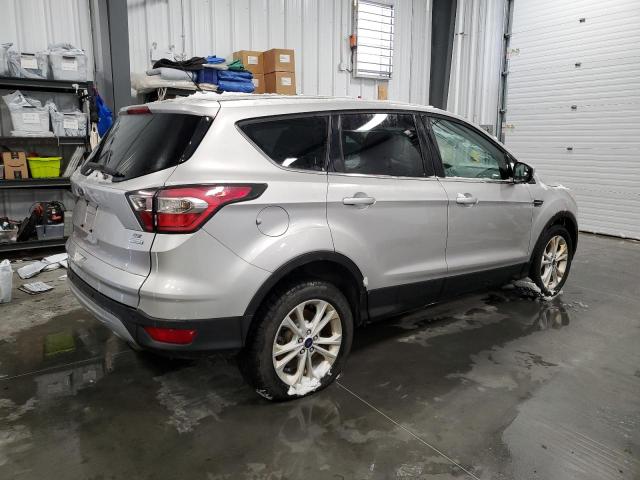 Photo 3 from auction – 2017 FORD ESCAPE SE with VIN 1FMCU0GD4HUA70742