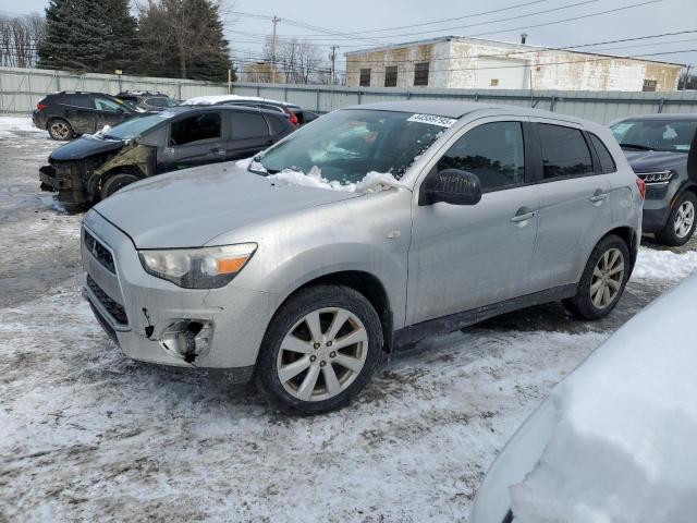 MITSUBISHI OUTLANDER 2015 with VIN 4A4AR3AUXFE013162 - Photo from auction