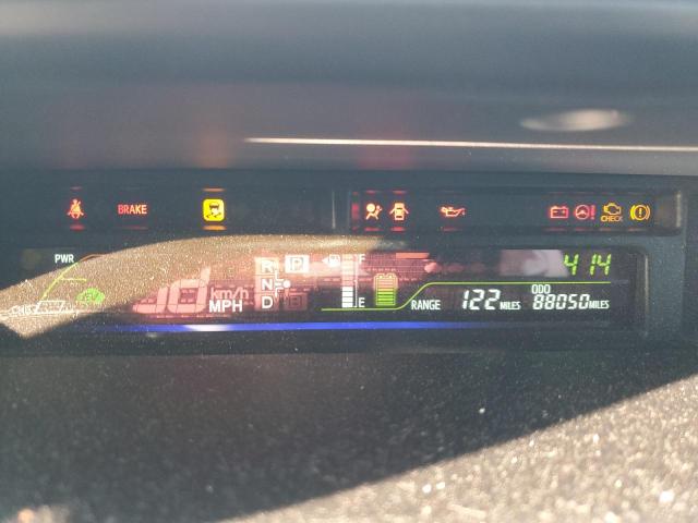 Photo 9 from auction – 2014 TOYOTA PRIUS V with VIN JTDZN3EU8E3310019