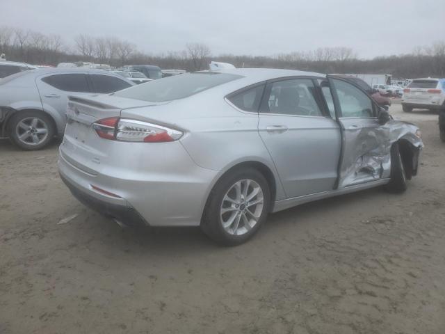 Photo 3 from auction – 2019 FORD FUSION SE with VIN 3FA6P0HD9KR133362