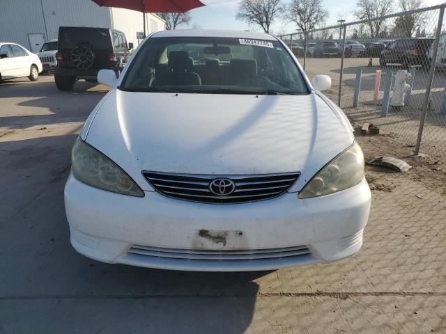 Photo 5 from auction – 2005 TOYOTA CAMRY LE with VIN 4T1BE32K05U015958