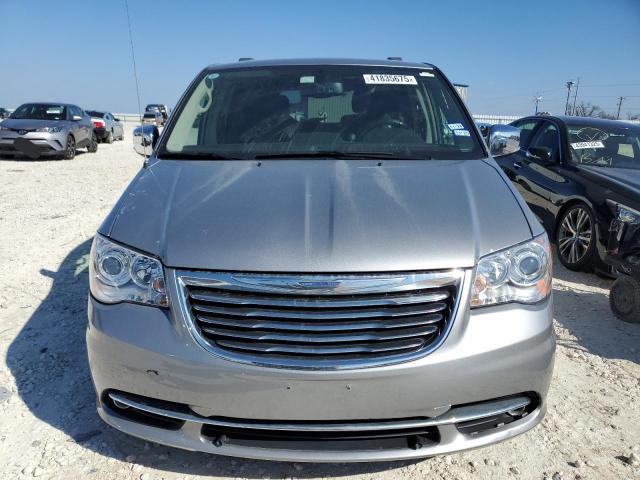 Photo 5 from auction – 2015 CHRYSLER TOWN & COU with VIN 2C4RC1GG0FR506269