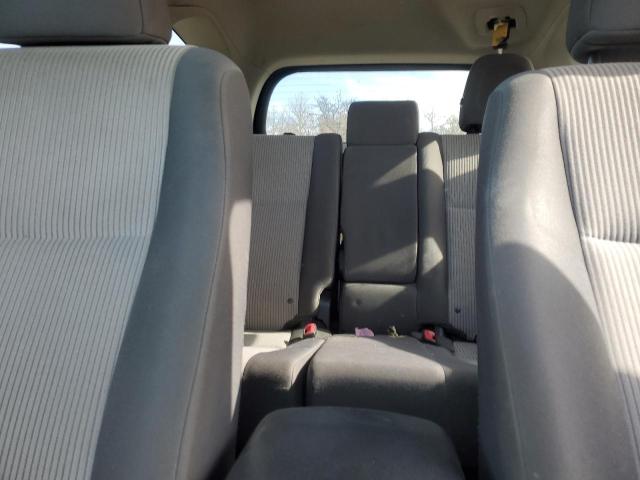 Photo 10 from auction – 2015 TOYOTA RAV4 LE with VIN JTMBFREV6FD145156