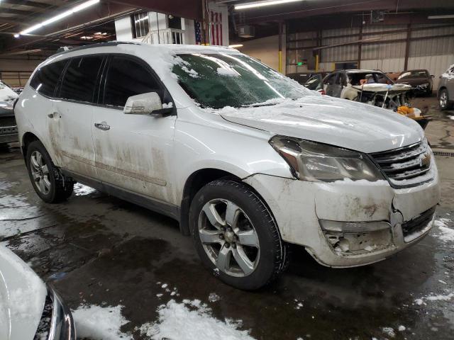 Photo 4 from auction – 2017 CHEVROLET TRAVERSE L with VIN 1GNKRGKD1HJ129725