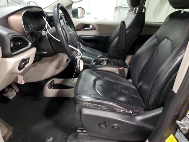 Photo 7 from auction – 2017 CHRYSLER PACIFICA T with VIN 2C4RC1BG8HR642112