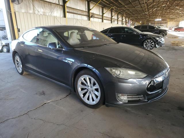 Photo 4 from auction – 2016 TESLA MODEL S with VIN 5YJSA1E11GF134752